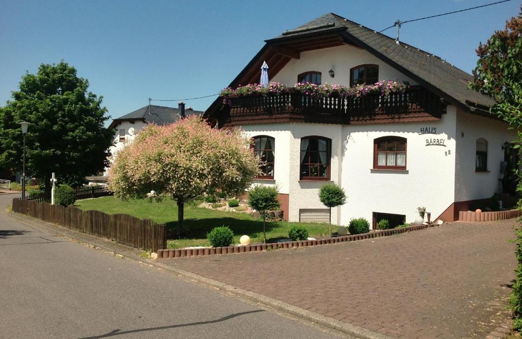شقة Haus Baerbel Geisfeld  المظهر الخارجي الصورة